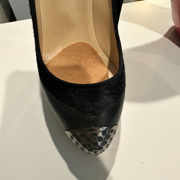 Christian Louboutin Black Platform Pumps with Silver on Toes - Picture 2 of 4